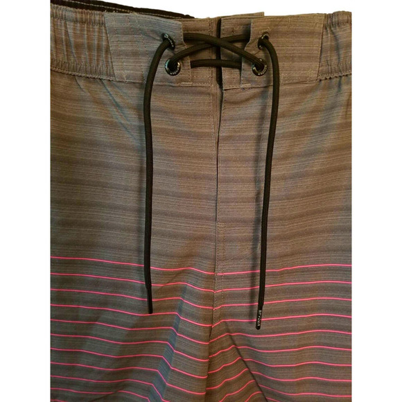 Spyder Swim‎ Adult Men's Shorts Size XL 36, 8.5 in Gray Pink Lined Trunks NWT - Picture 4 of 8